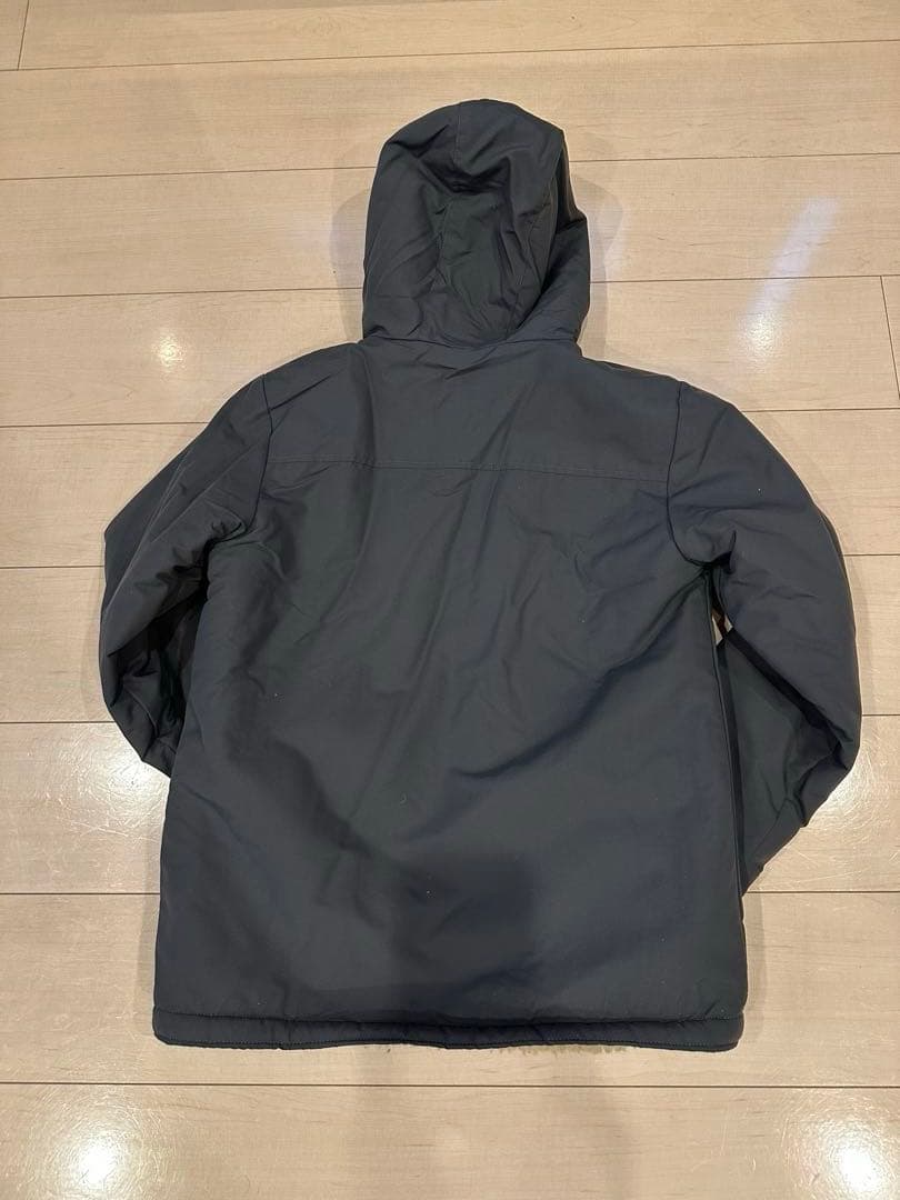 【超美品】patagonia フード付きパーカ ダークグレー