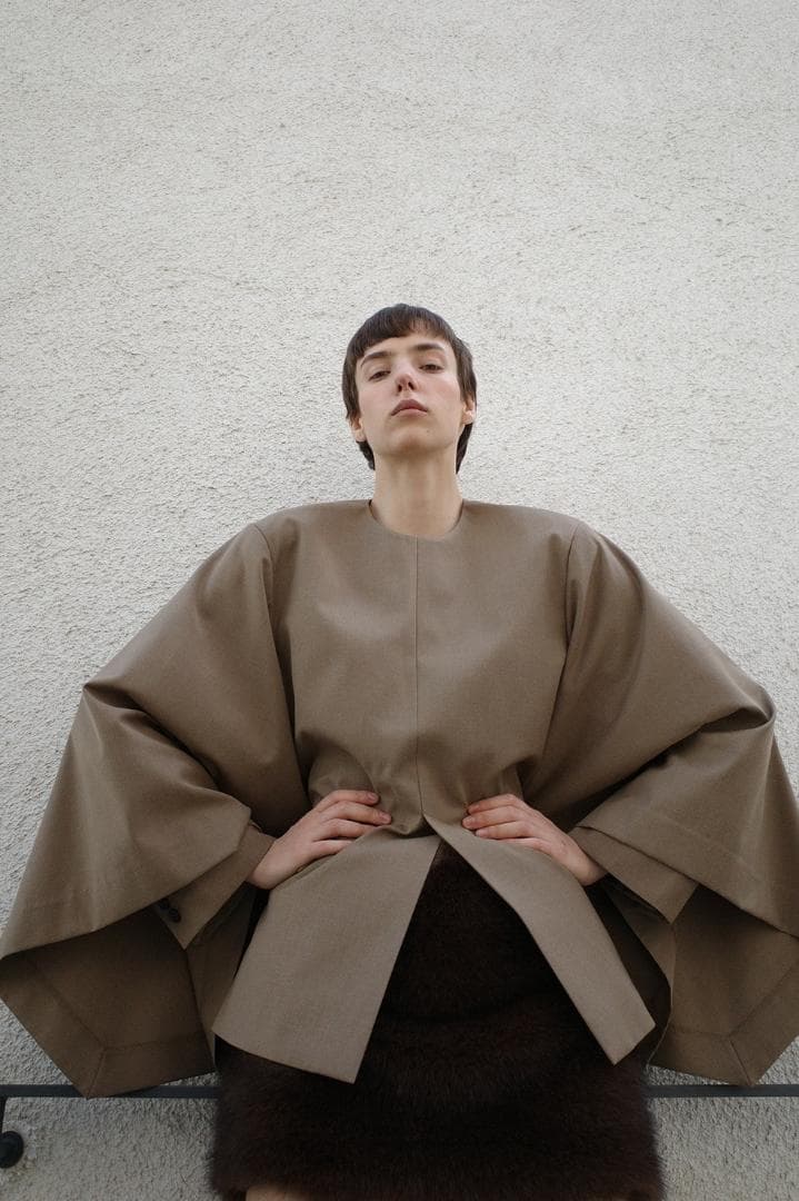 ジャケット・アウター CLANE JACKET DETAIL CAPE TOPS