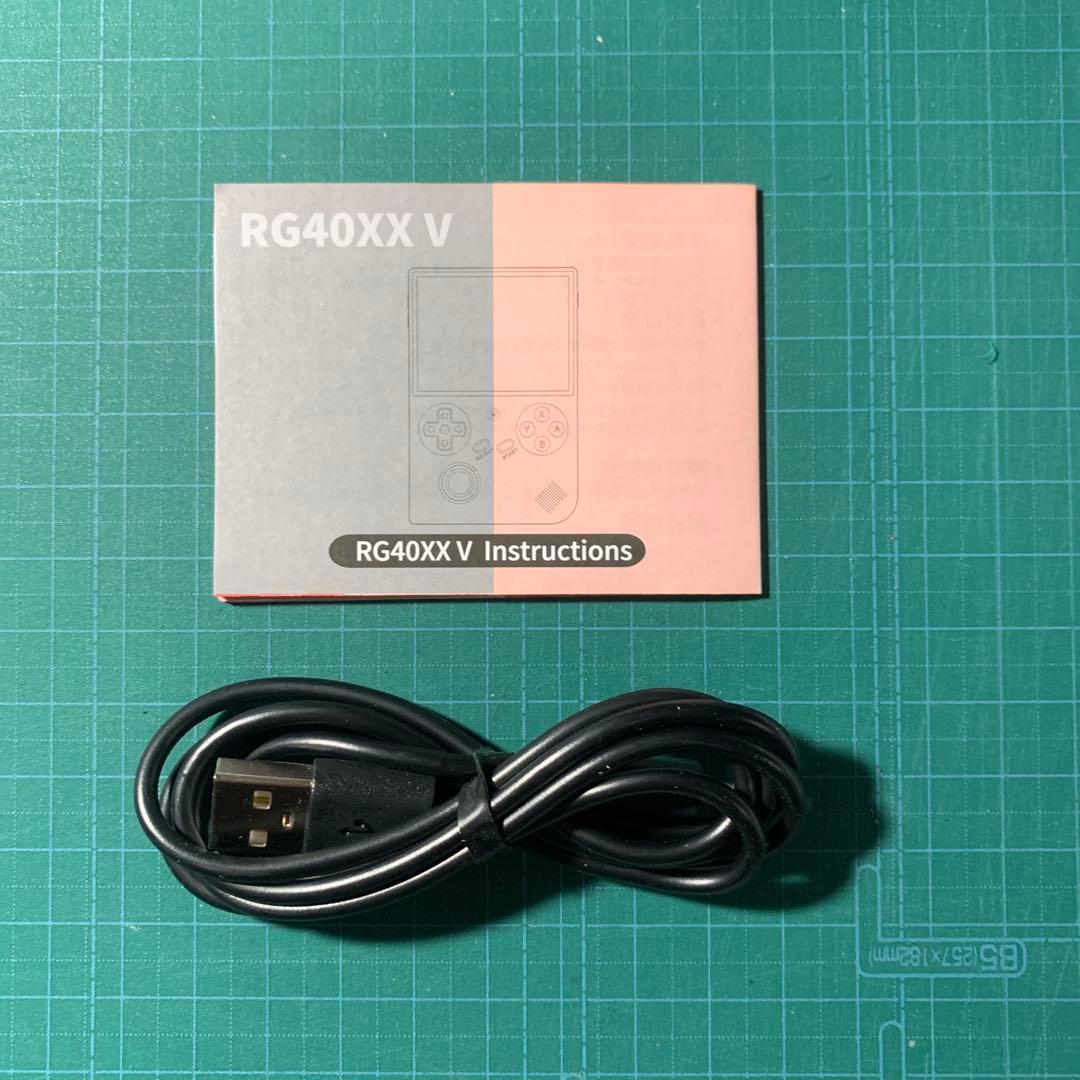 Anbernic RG40xxV ホワイト