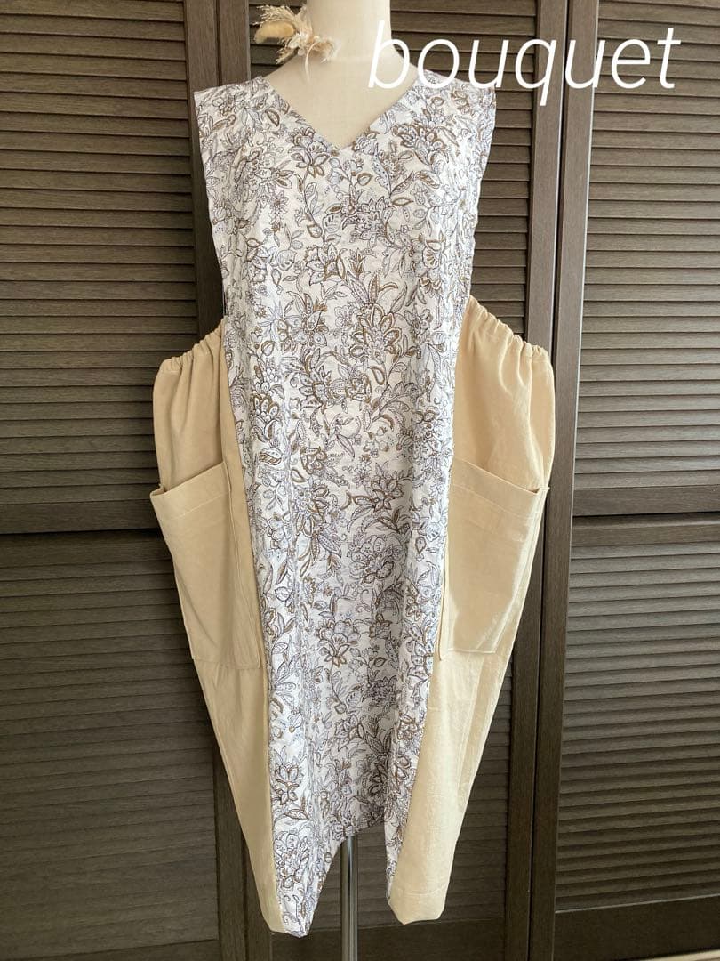 ぼりお　エプロン　割烹着　ハンドメイド　保育士　介護士　看護師　おしゃれ