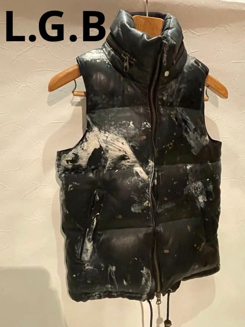 L.G.B ルグランブルー　ペイントグラフィック ダウンベスト
