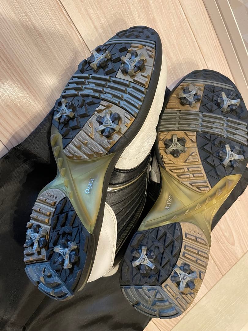 XXIO ゴルフシューズ ホワイト/ブラック 27.0cm