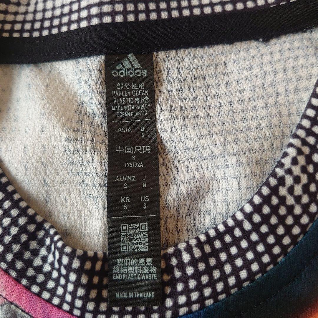 アディダス　テニスゲームシャツ