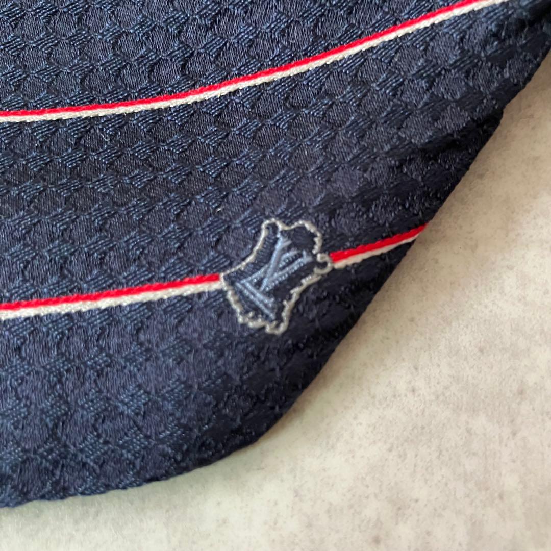 イタリア製 ルイヴィトン ストライプ柄 ネクタイ