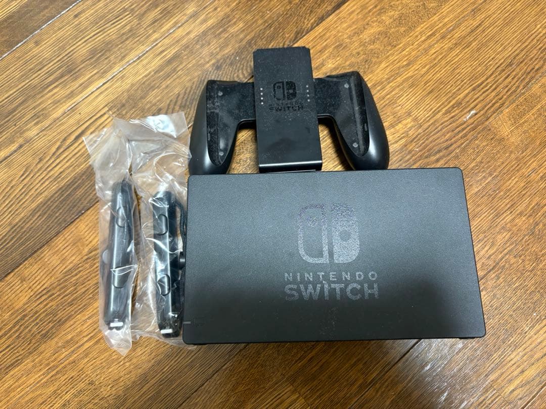Nintendo Switch 本体青/オレンジ Joy-Con付き　ジャンク品