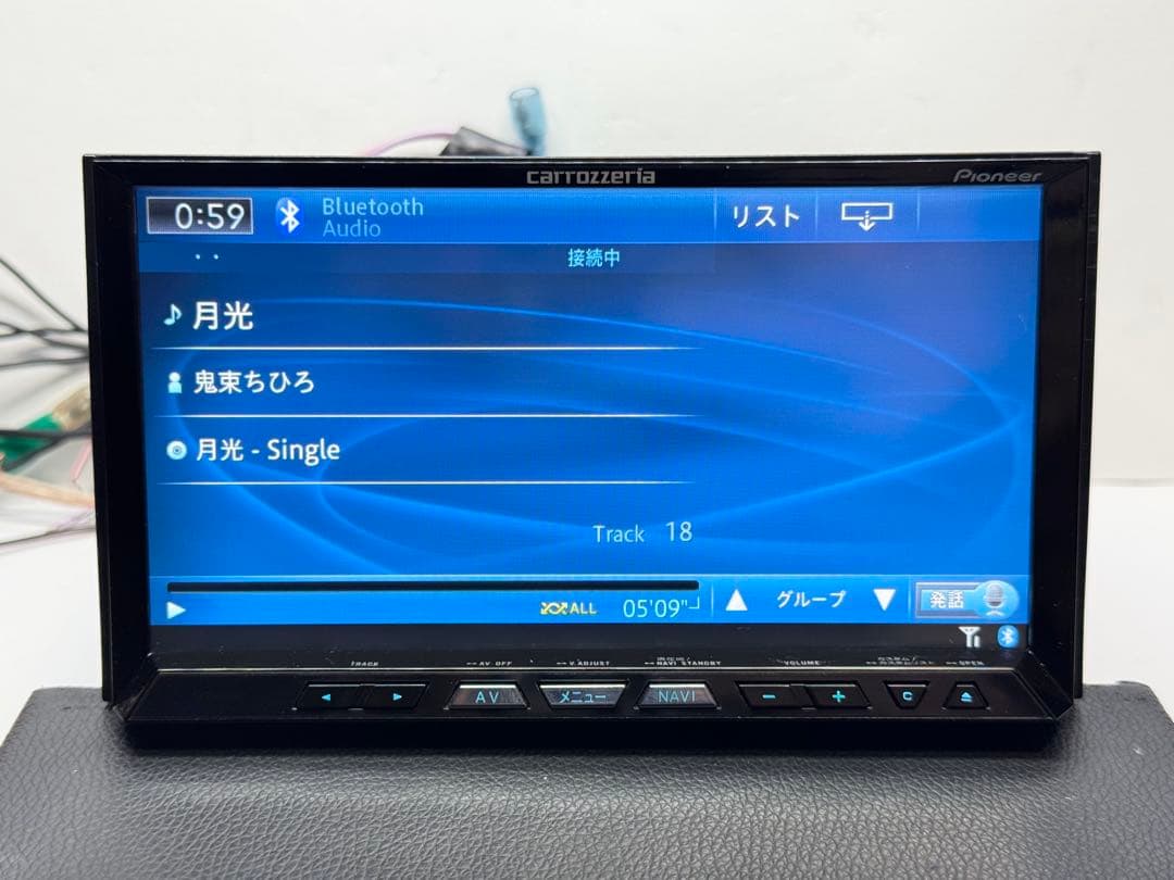 タッチパネル新品 付属品多数 AVIC-ZH99 新品ファン 2012年地図