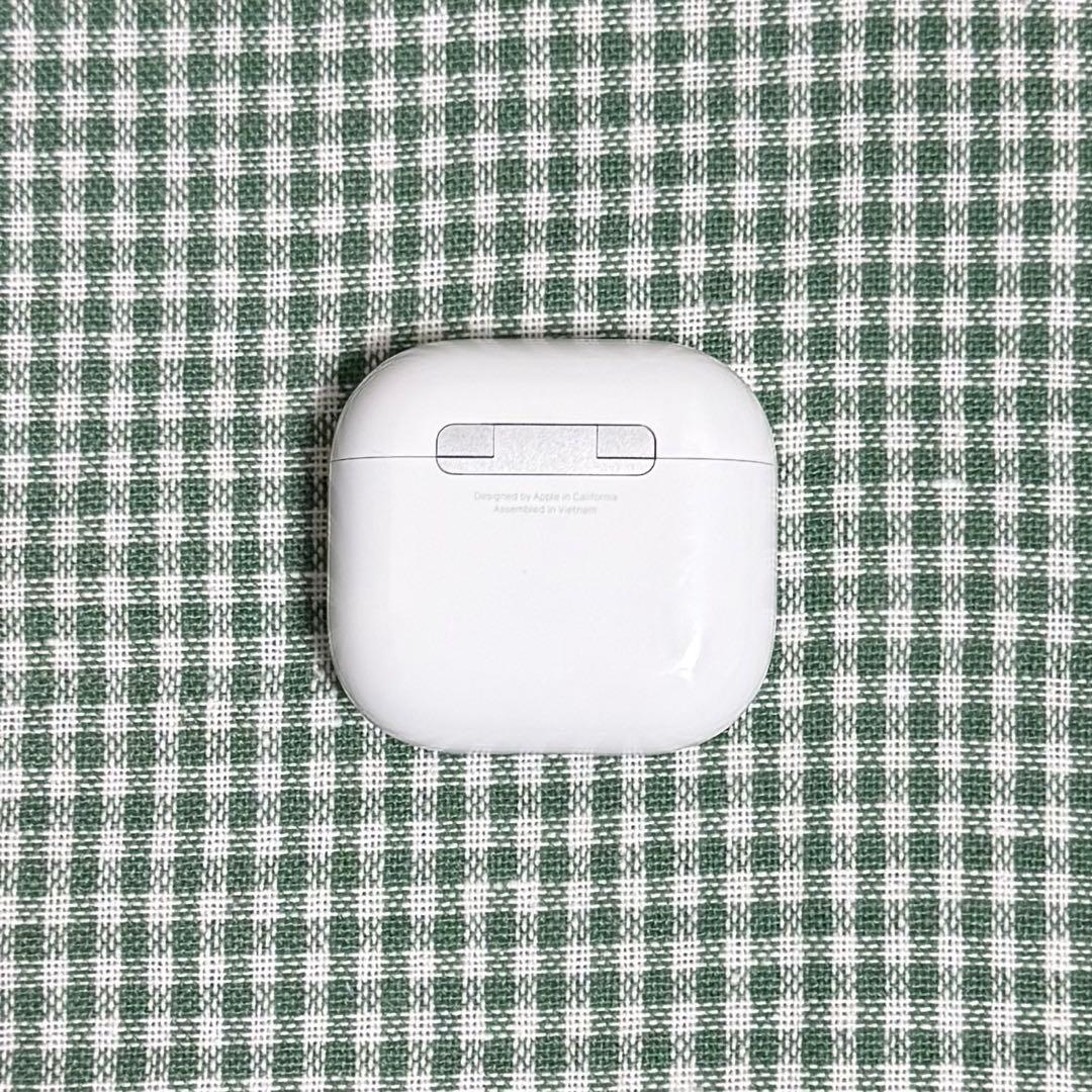 【完品】AirPods 4 本体 ANC搭載モデル