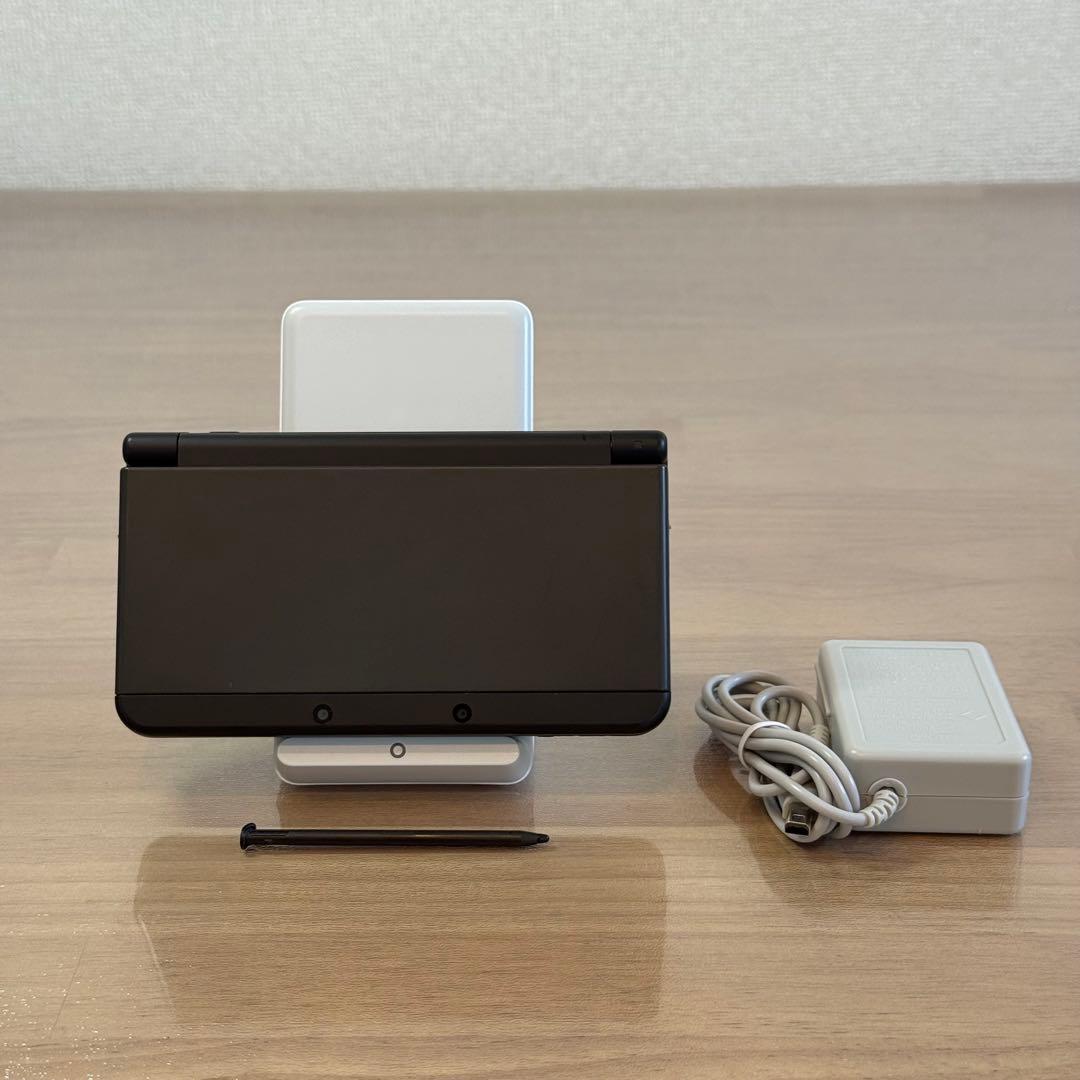 7-057 Newニンテンドー3DS ブラック