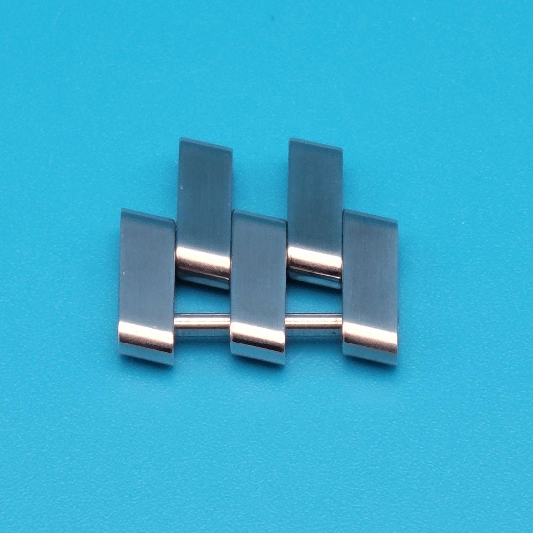 BREITLING部品⑤【中古】ブライトリング 純正ベルトコマ A13019等々