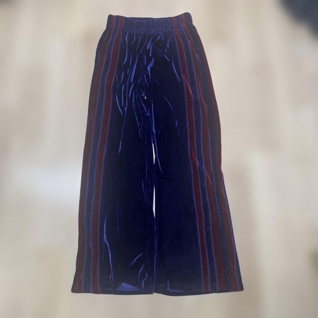 re. 仲里依紗 パンツ ベロア