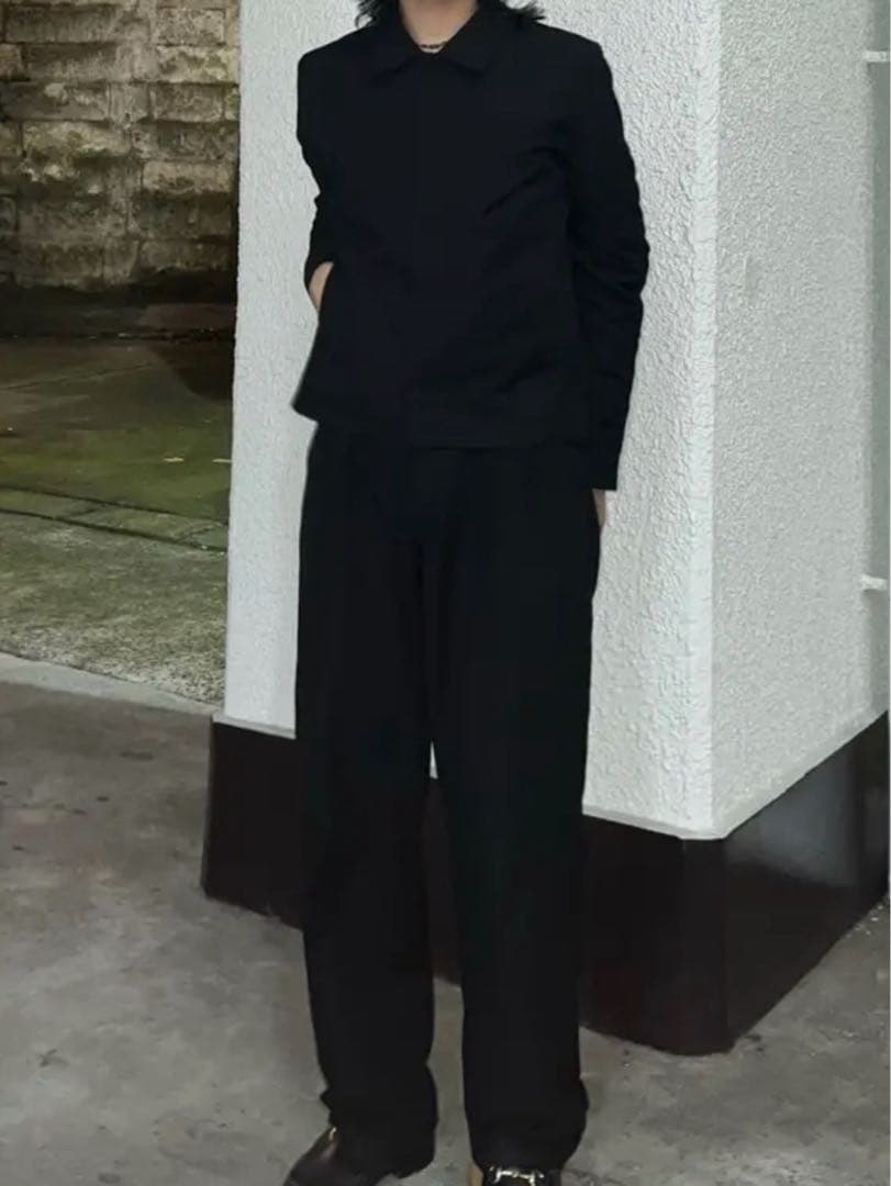 AURALEE ブラックタックパンツ