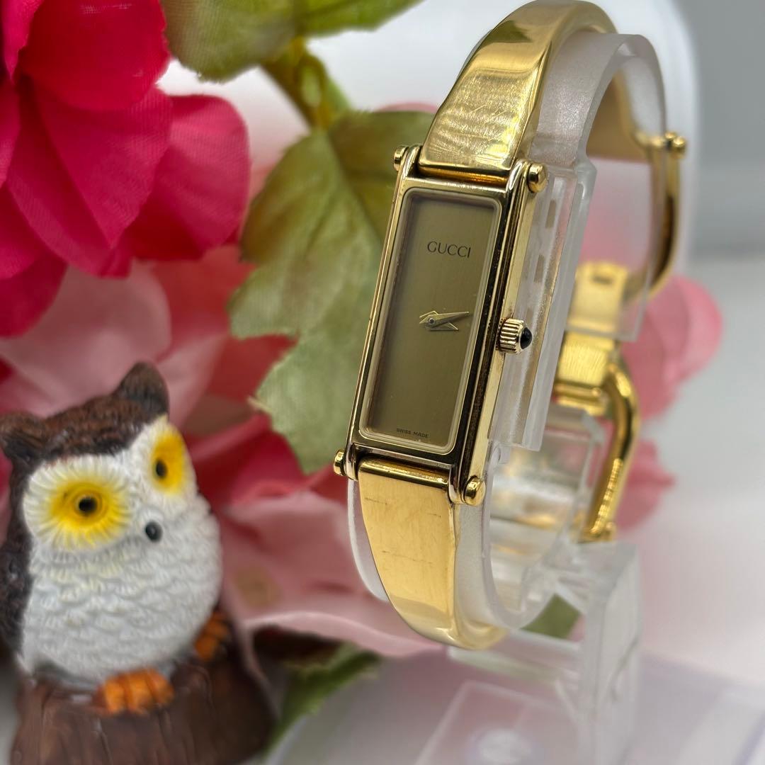 稼働品☆箱付　GUCCIグッチ　1500 ゴールド　金文字盤　レディース腕時計