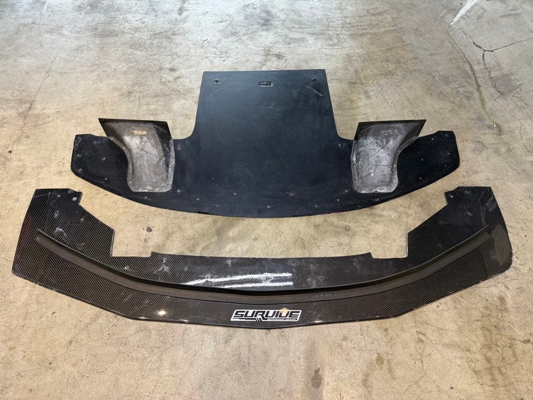 カーショップグロウ フロントアンダーパネルカーボン&CF Labアップスイープ