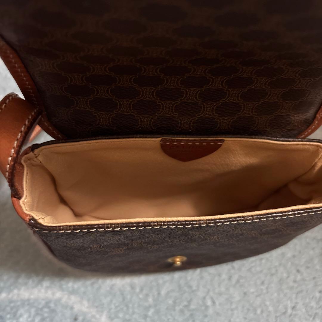 CELINEショルダーバッグ