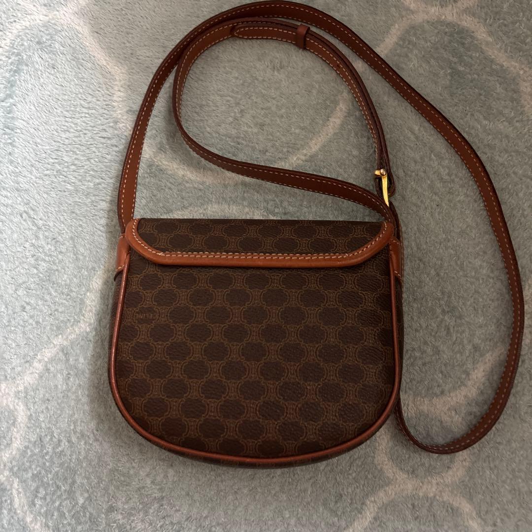 CELINEショルダーバッグ