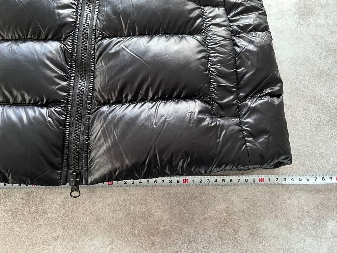 最終価格　新品未使用タグ付き   ブラック ダウンベスト