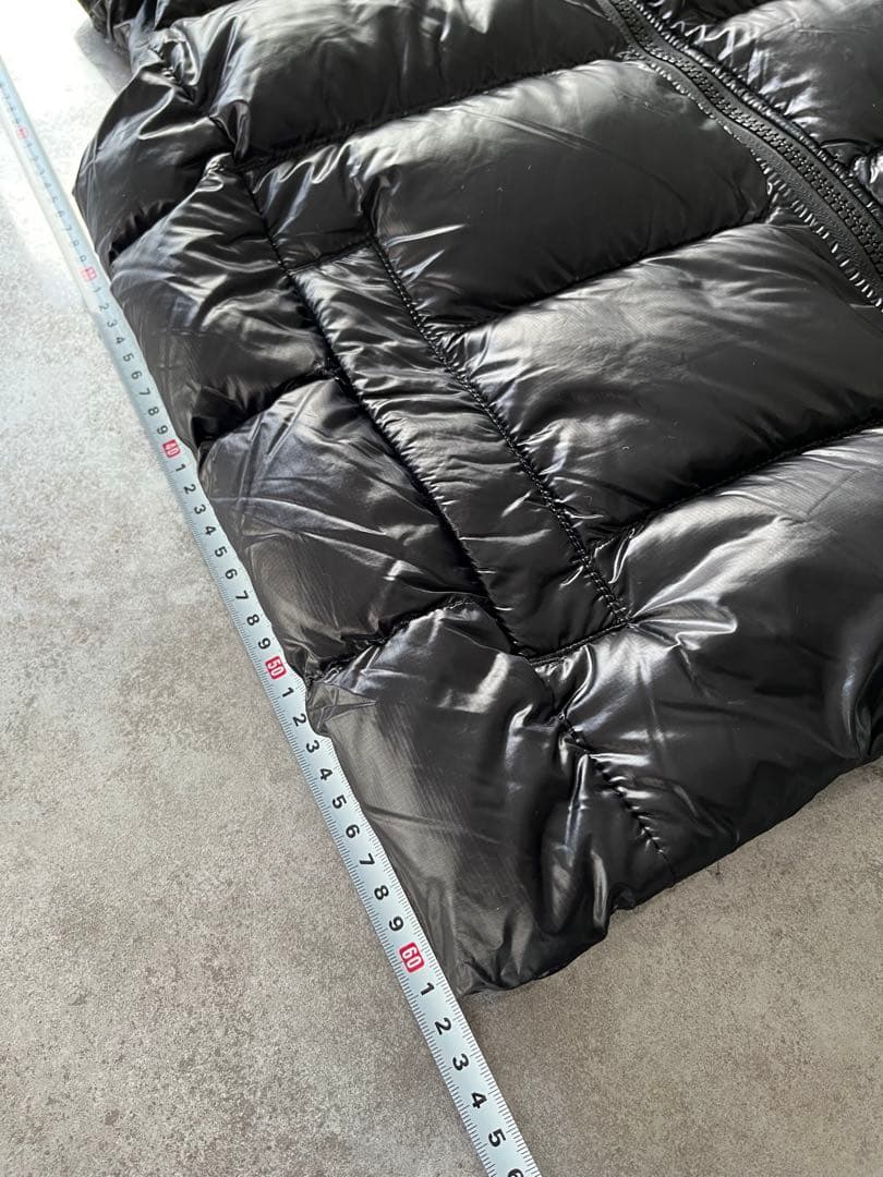 最終価格　新品未使用タグ付き   ブラック ダウンベスト