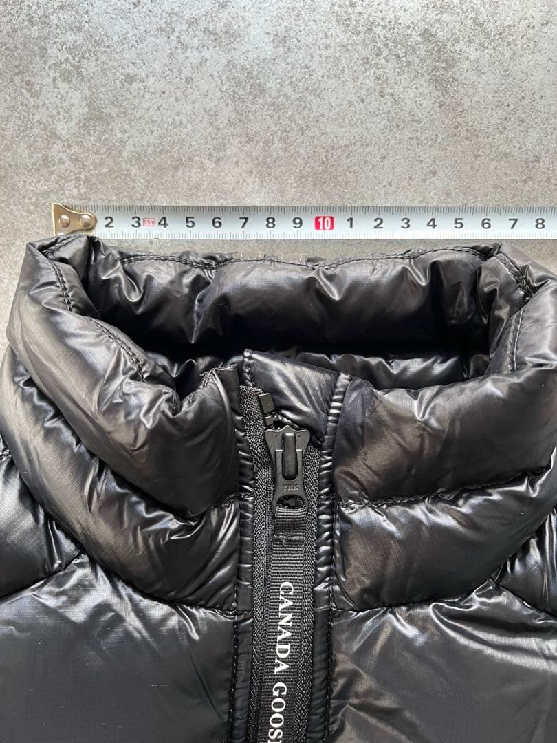 最終価格　新品未使用タグ付き   ブラック ダウンベスト