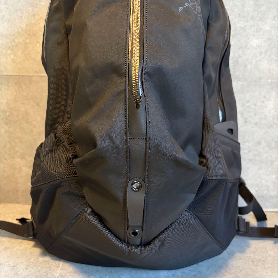 sss777様　アークテリクス　アロー22 最新型　リュック　ブラック