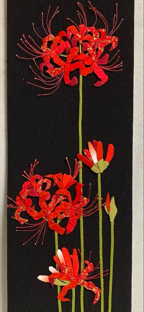 手作り押絵の壁飾り『彼岸花』(曼珠沙華)