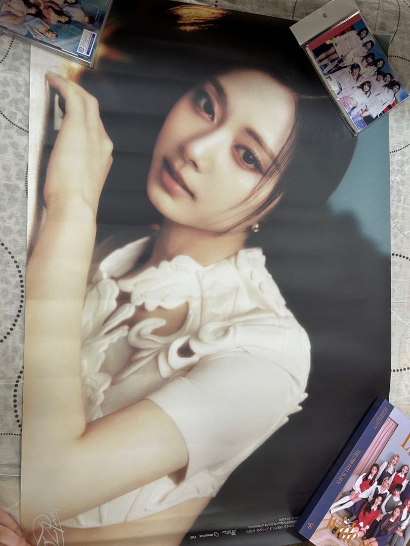 ツウィ うちわ ポスター アルバム aboutzu ラントレ まとめ売り