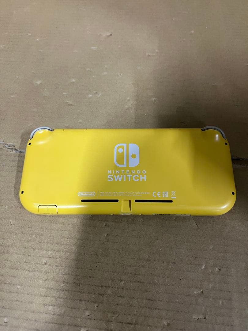 Nintendo Switch Lite 本体 イエロー　本体のみ