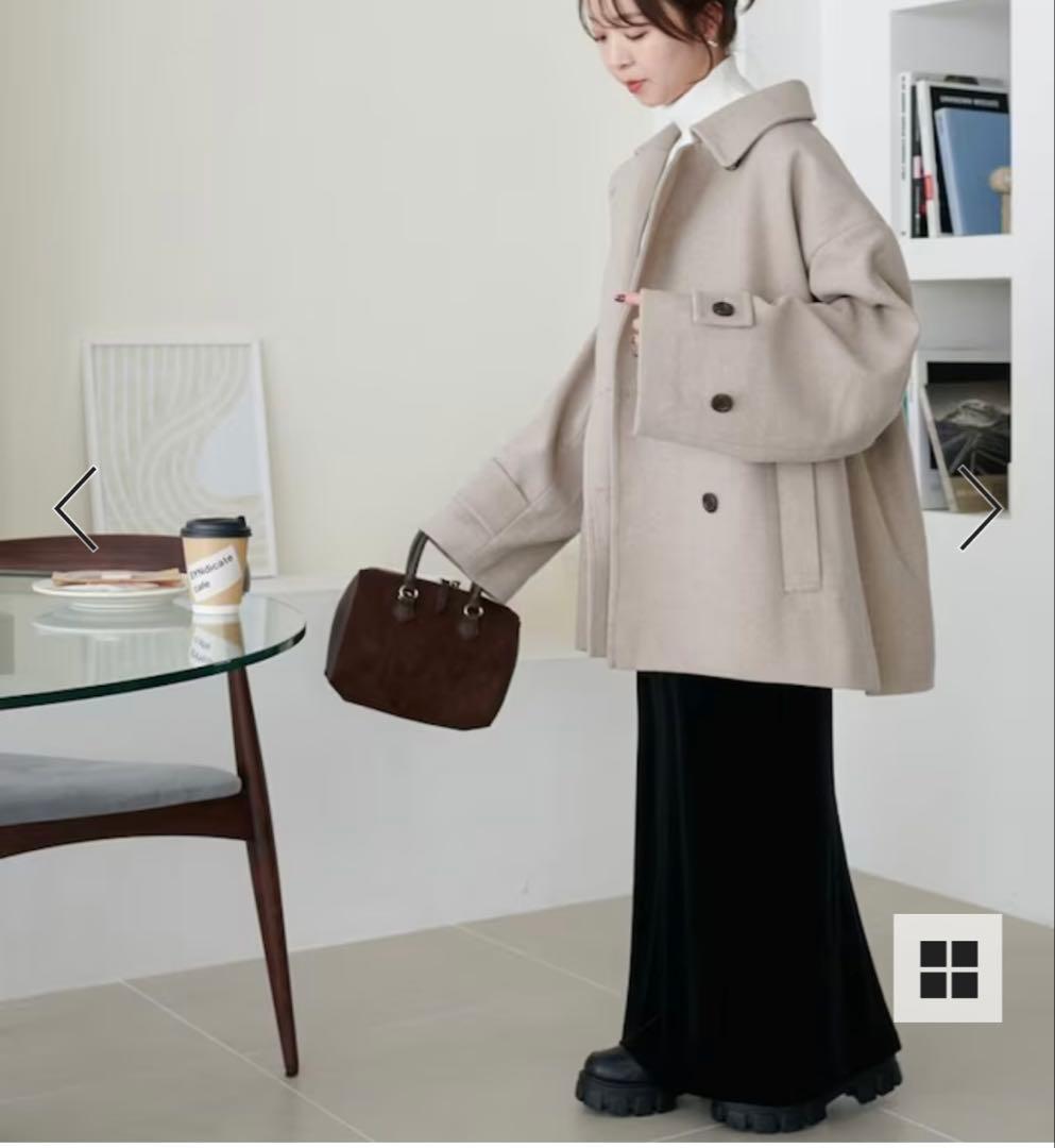 DISCOAT ⭐︎新品、タグなし⭐︎ 中空糸スタンドミドルコート　ライトベージュ