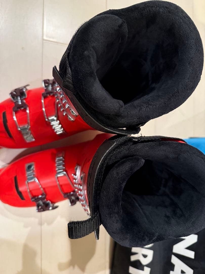 アトミックスキーブーツ