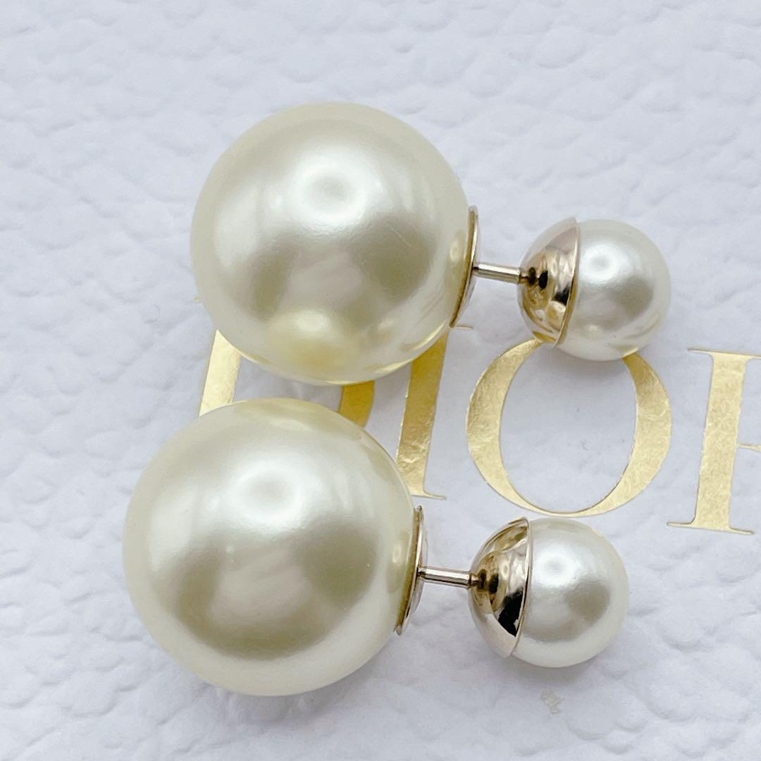 Christian Dior ピアス　パール　トライバル　ゴールド　ディオール
