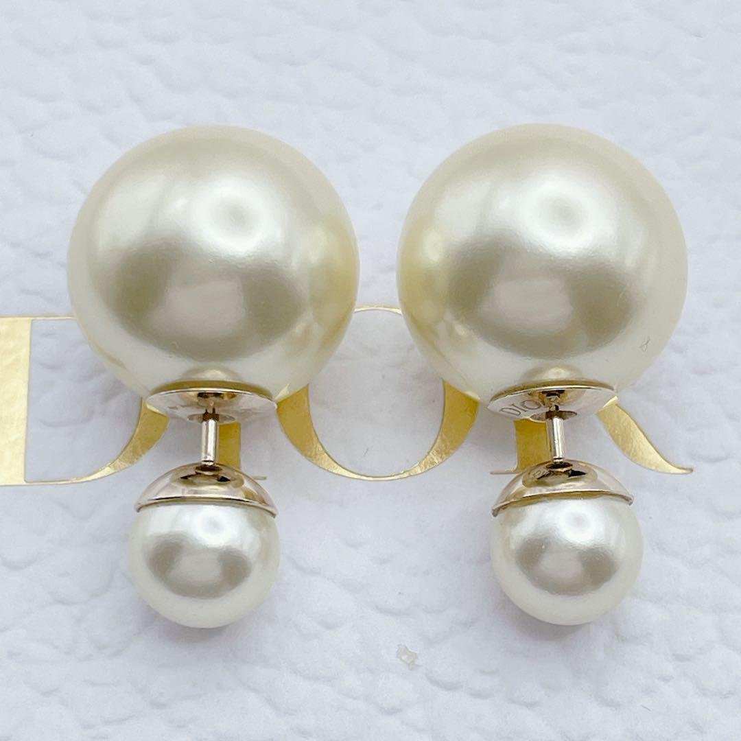 Christian Dior ピアス　パール　トライバル　ゴールド　ディオール