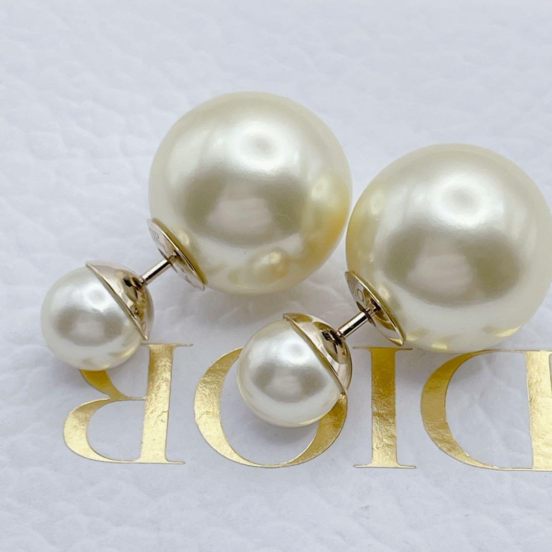 Christian Dior ピアス　パール　トライバル　ゴールド　ディオール