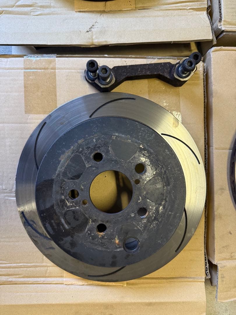 たっくん SUBARU ブレーキキャリパーキット（ZN6,ZC6）