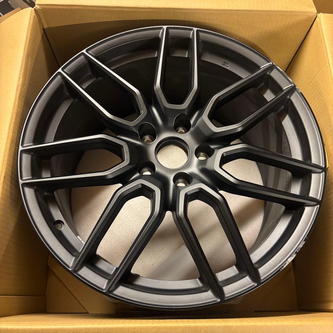 レクサス　IS 30系　マットブラック　BBS 鍛造　9.5j 純正　リヤ