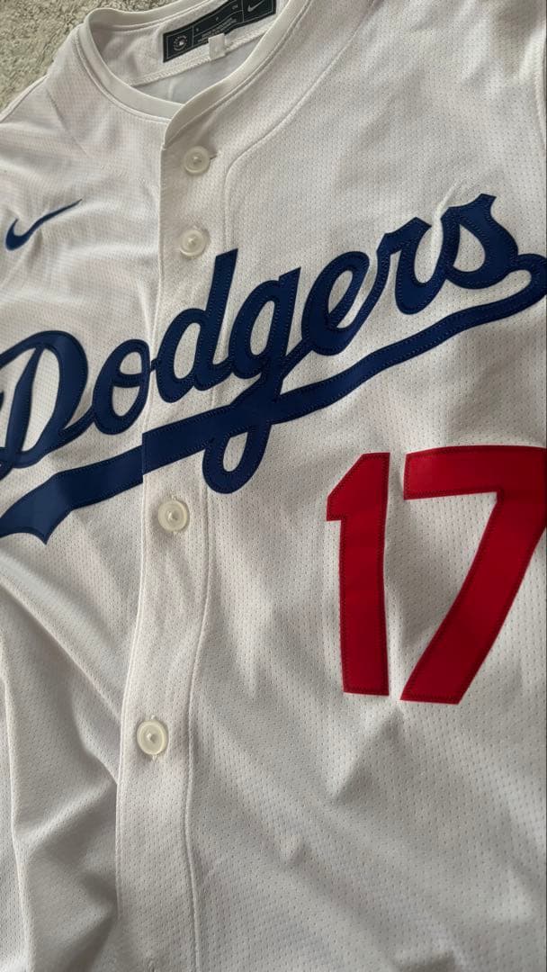 Dodgers ユニフォーム Ohtani 17番