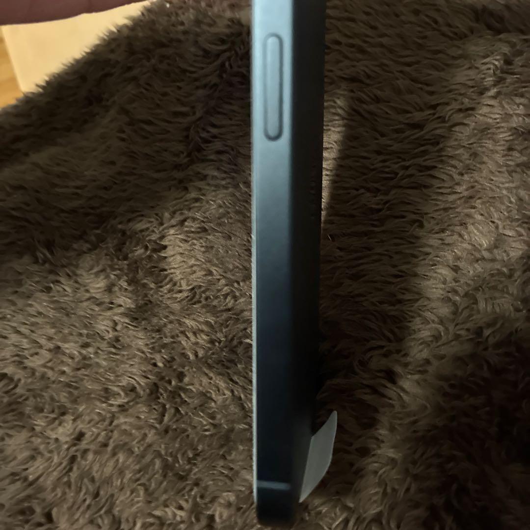 Apple iPhone 16 e ブラック 128G本体 充電ケーブル付