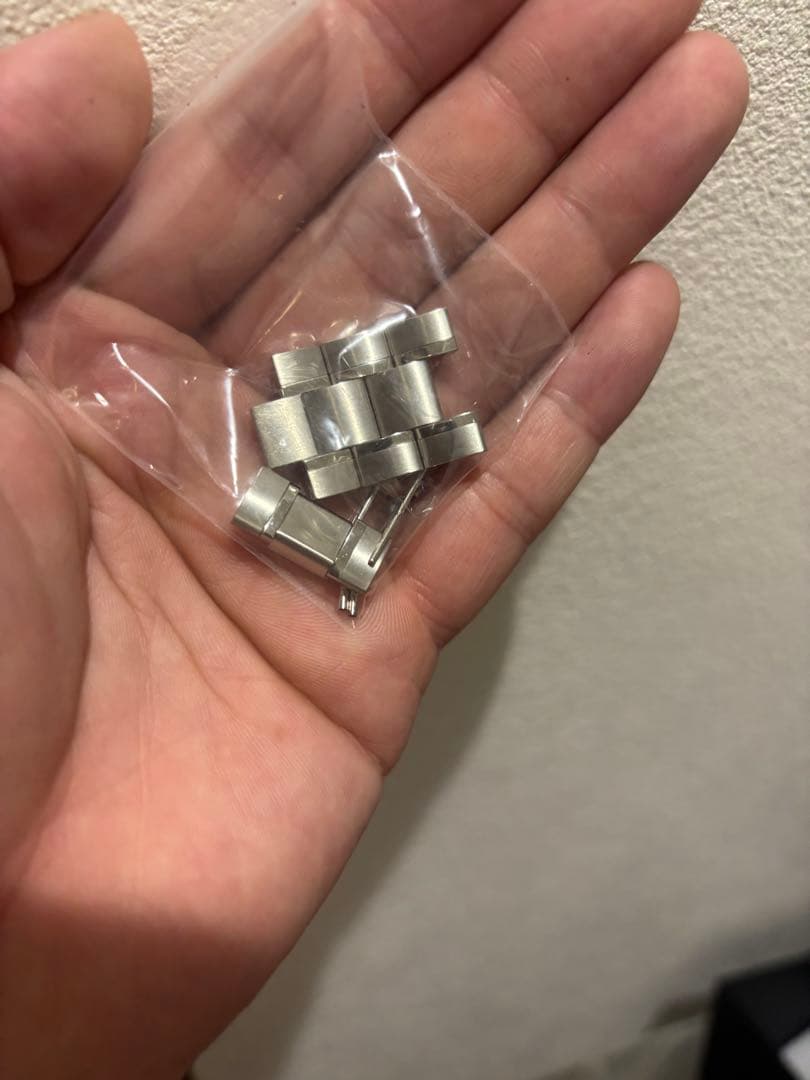 タグホイヤー　CV2A10 カレラ