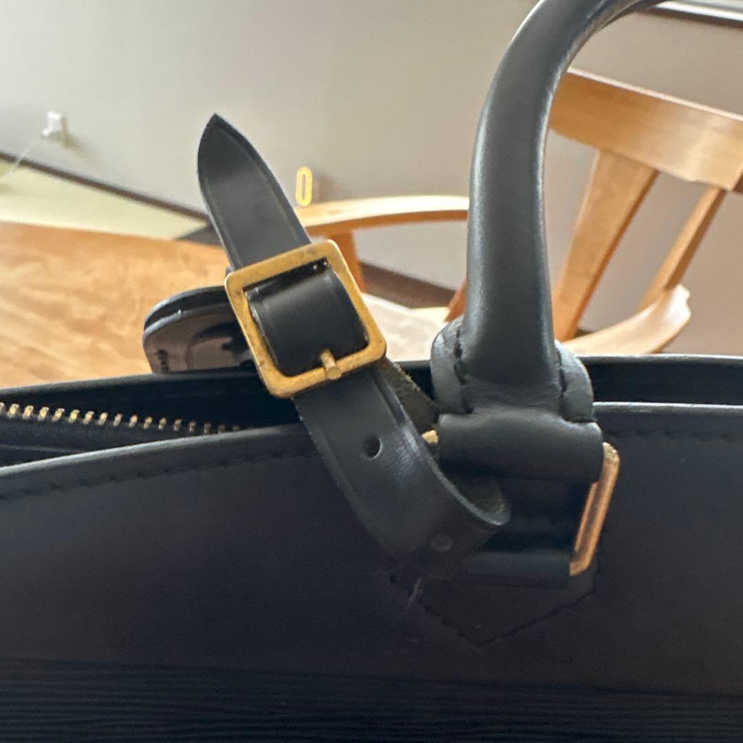 Louis Vuitton エピ　ノワール　リヴィエラハンドバッグ　保存袋付き