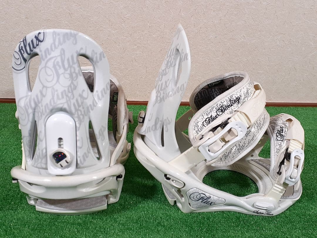 ボード NAKED × ビンディング FLUX