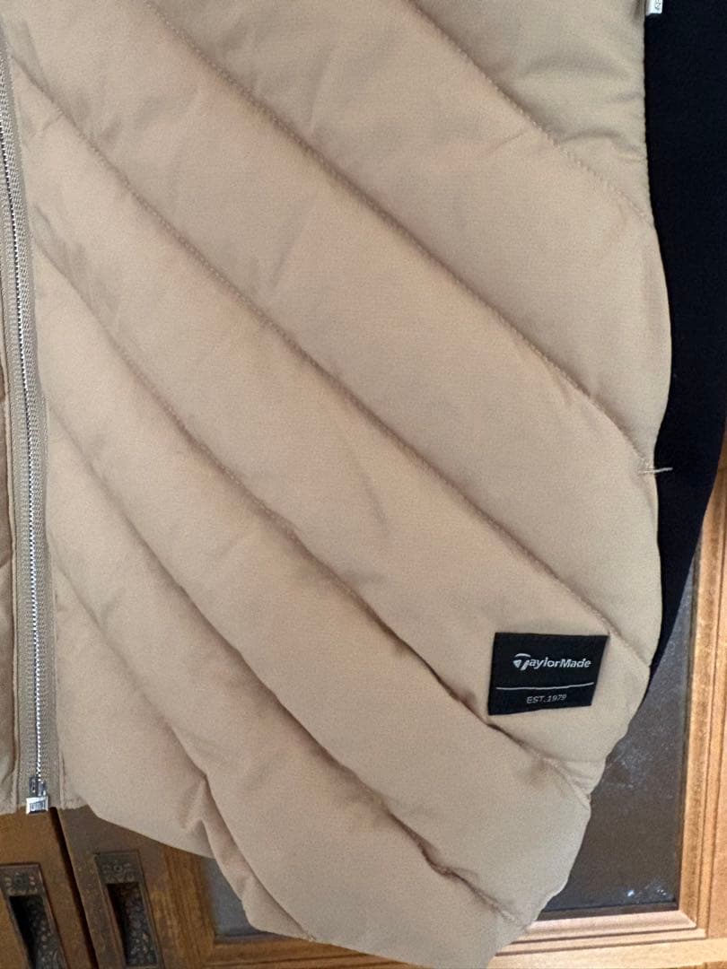 TaylorMade キルティングジャケット ベージュ