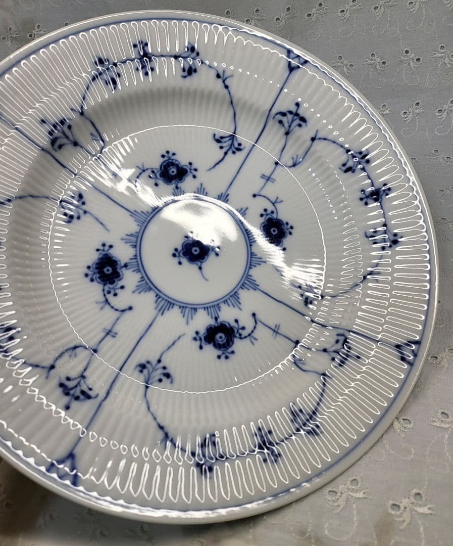 未使用✨ロイヤルコペンハーゲン✨ブルーフルーテッド プレイン プレート大皿①