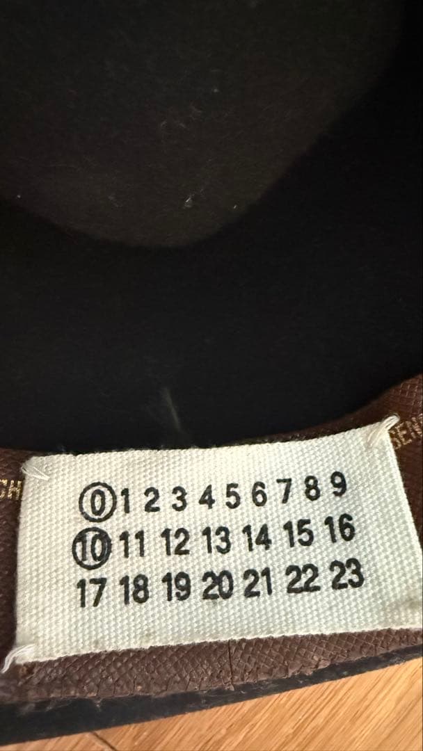 マルタン　マルジェラ　ハット