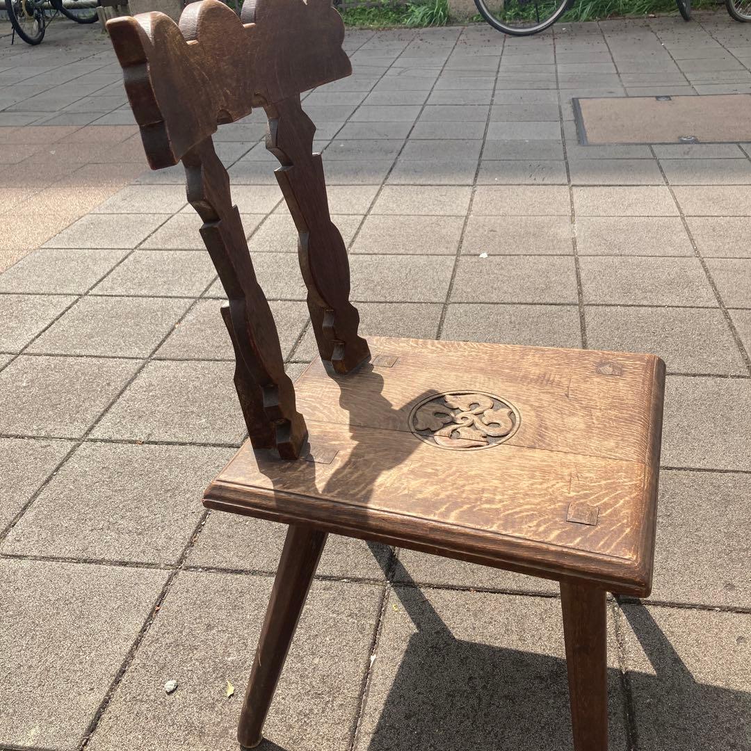 木製彫刻椅子　アンティーク　おしゃれ