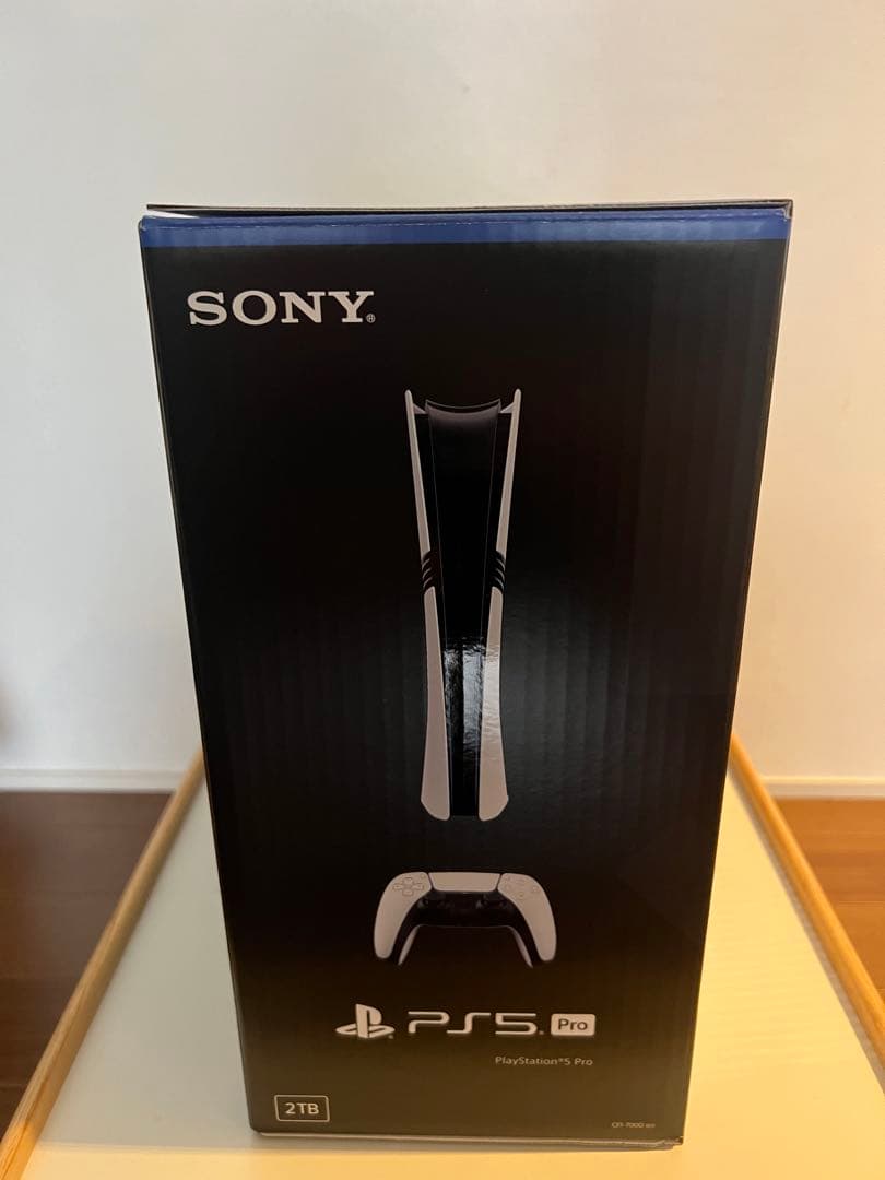 美品PlayStation5 Pro本体モンハンワイルズ付CFI-7000B01