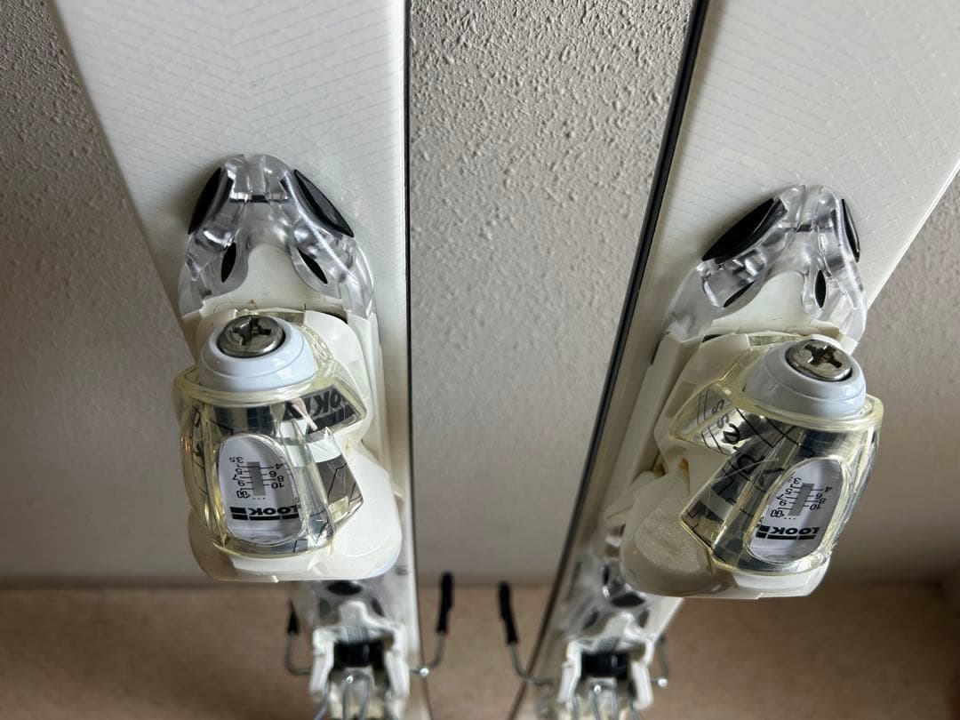 ROSSIGNOL スキー板 ストック