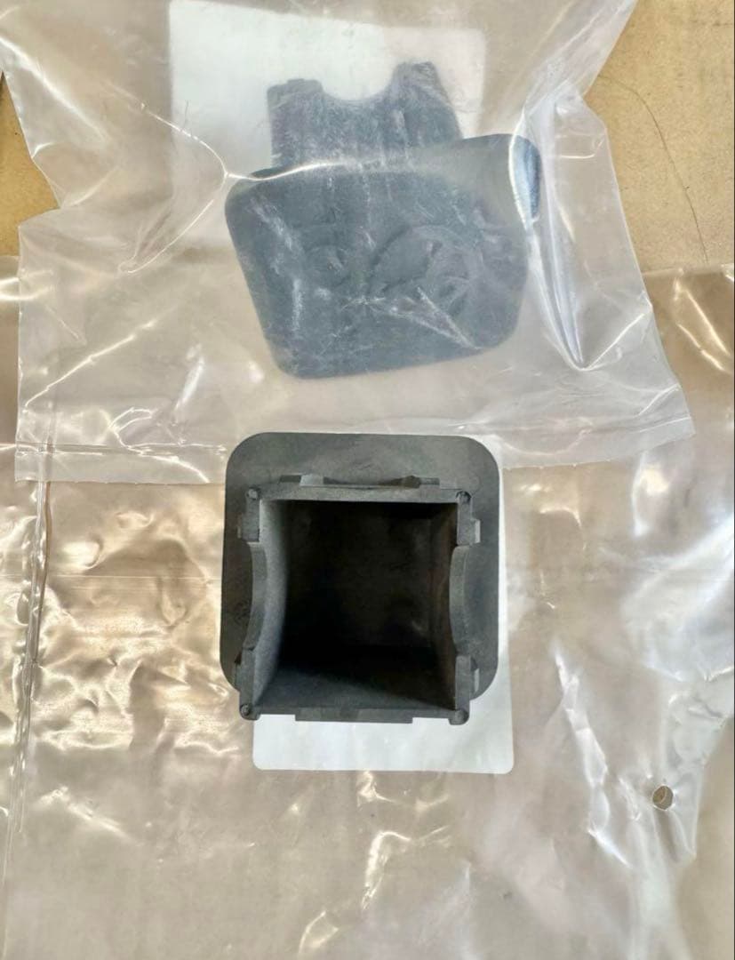 『セット品』 純正 ランクル 250 ヒッチカバー ガーニッシュ ハーフカバー