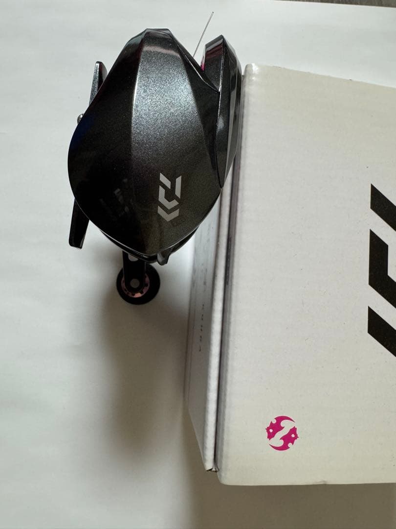 紅牙 X IC リール 黒/ピンク