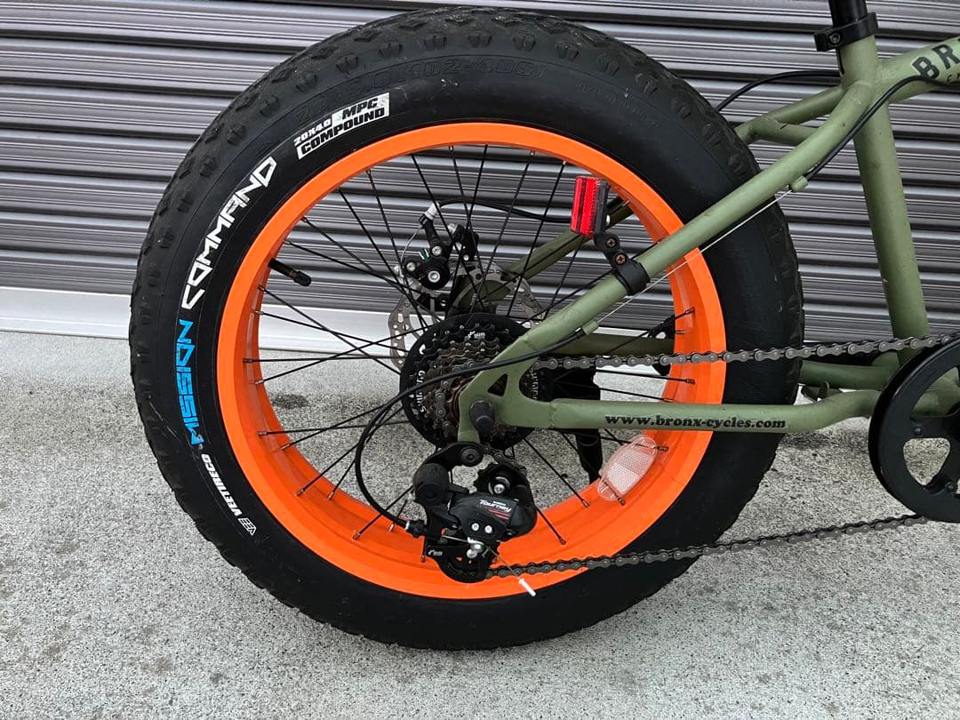 ブロンクス　20インチ　ファットバイク　7段変速