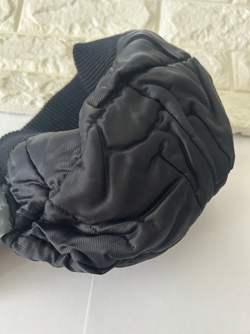 PRADA プラダ　ニット帽　ブラック　黒