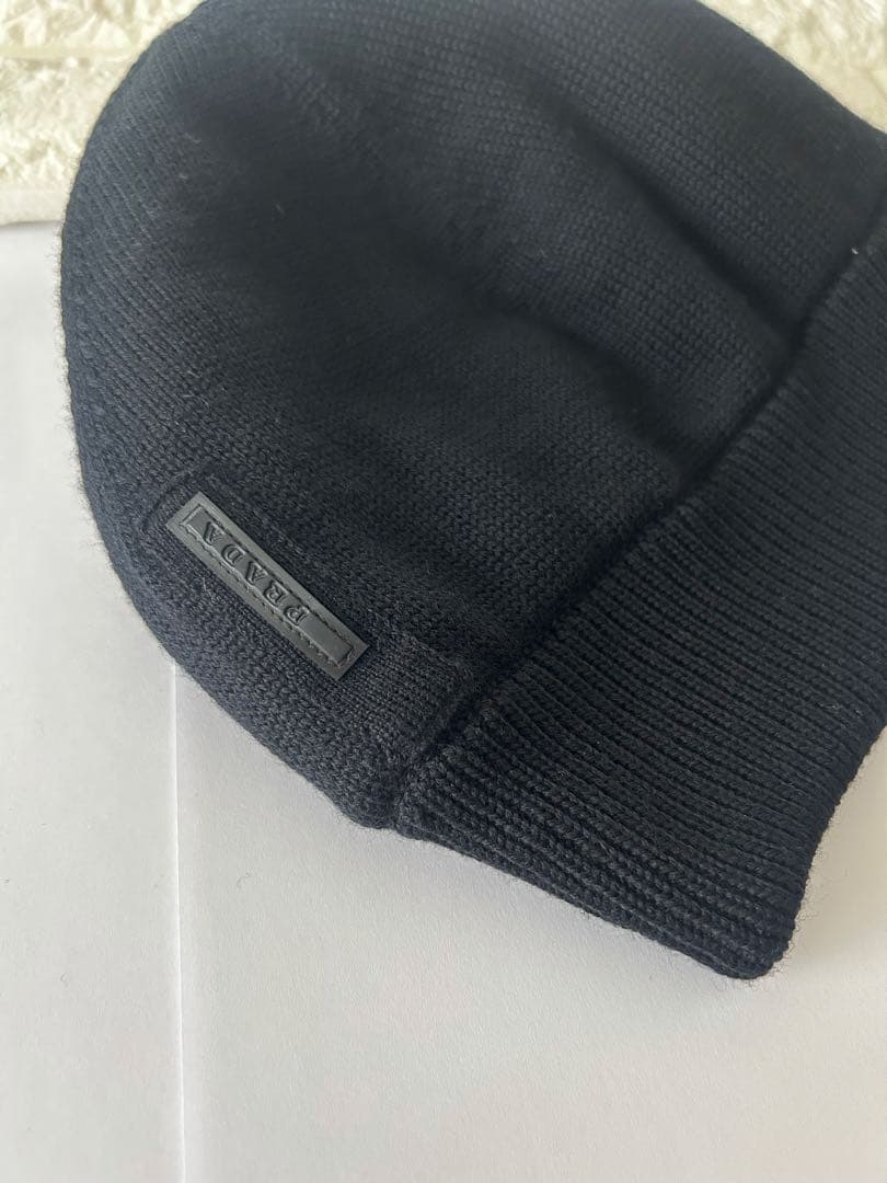 PRADA プラダ　ニット帽　ブラック　黒