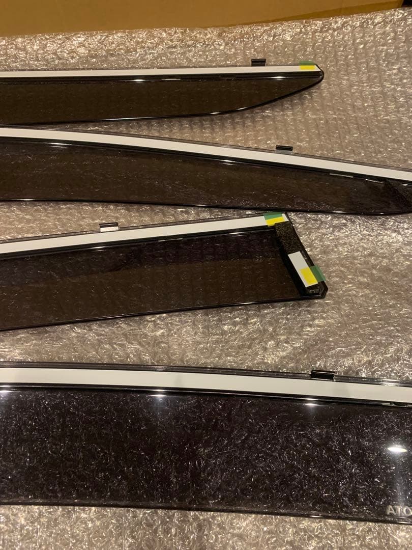 タカさん専用 TOYOTA トヨタ カローラクロス　純正 サイドドアバイザー